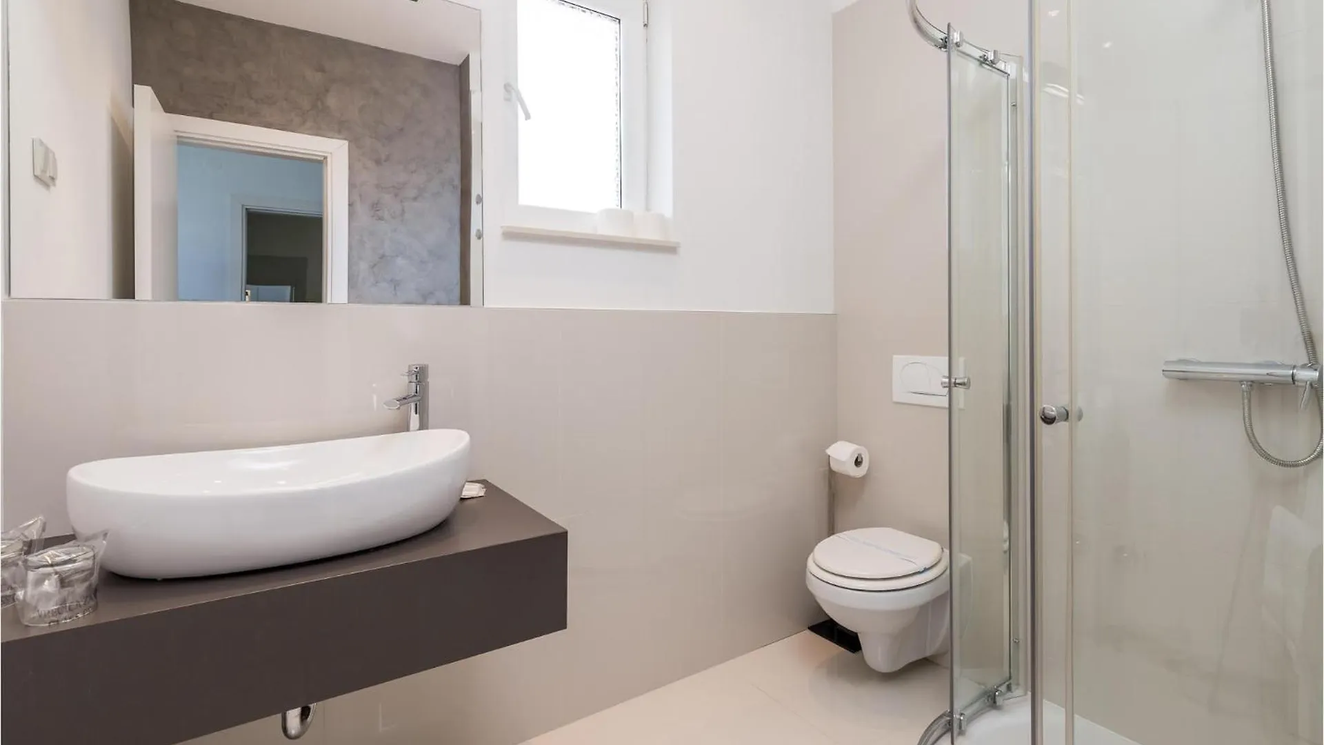 Gorgeous Apartment In Kampor With Kitchen Croatia
